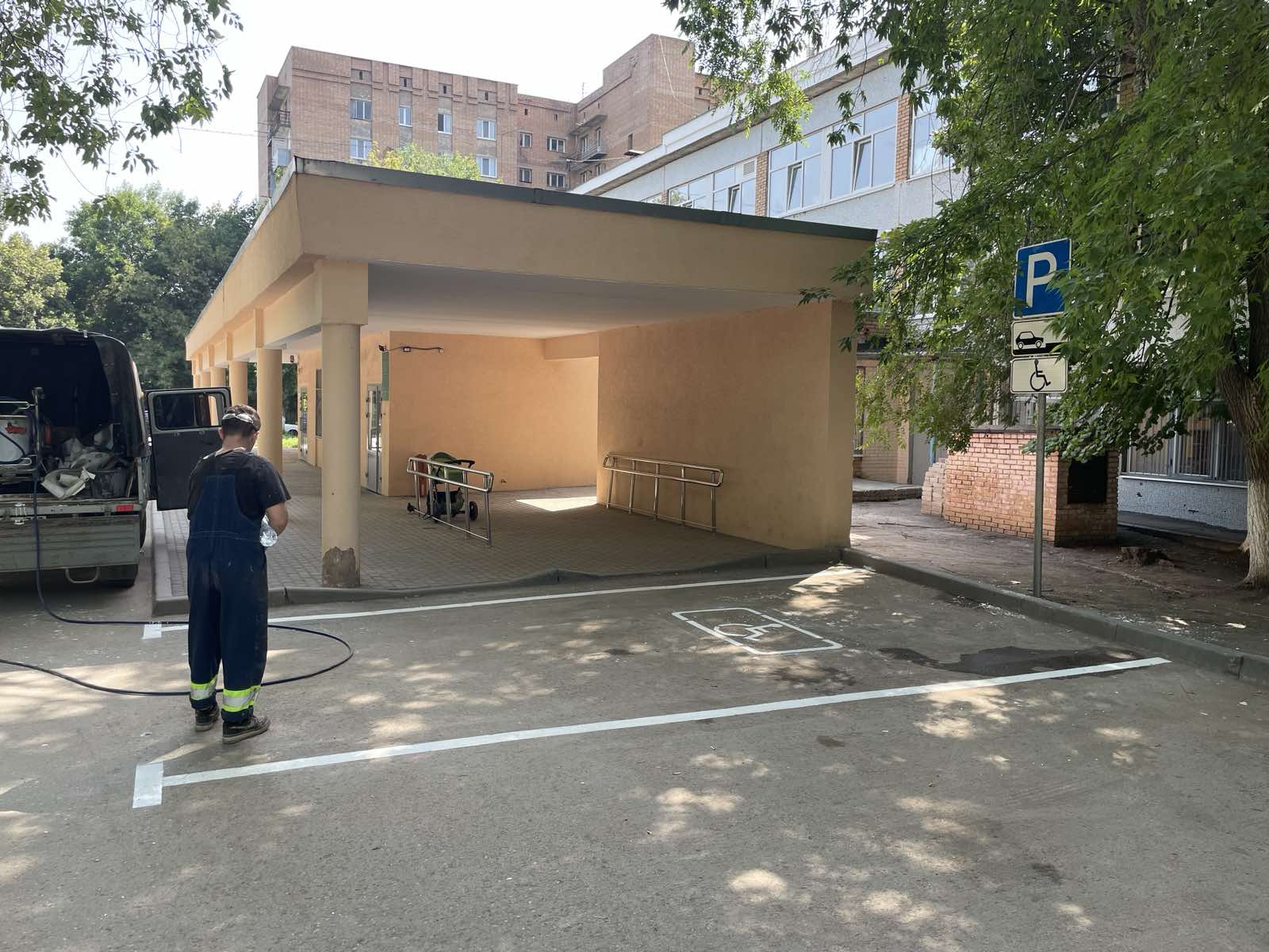 Обустройство парковочной площадки